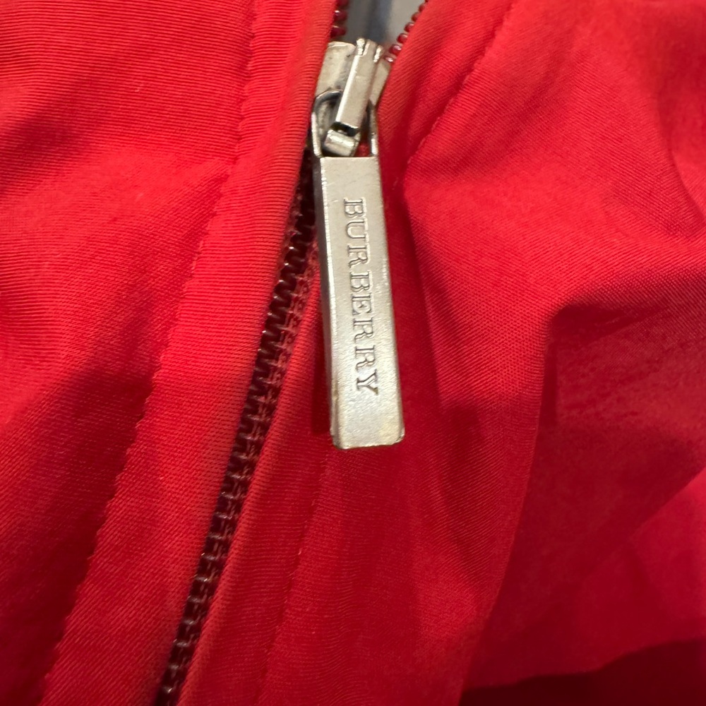 Burberry London Red Hooded Rain Jacket Nova Check Lined women’s Size M - Picture 9 of 11